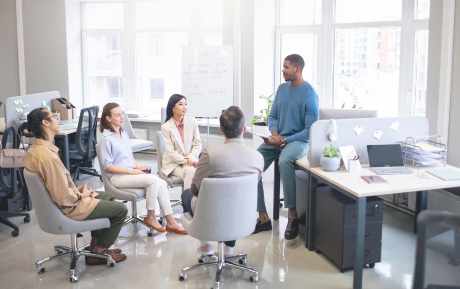 Gemeinsame Entwicklung von Finanzstrategien